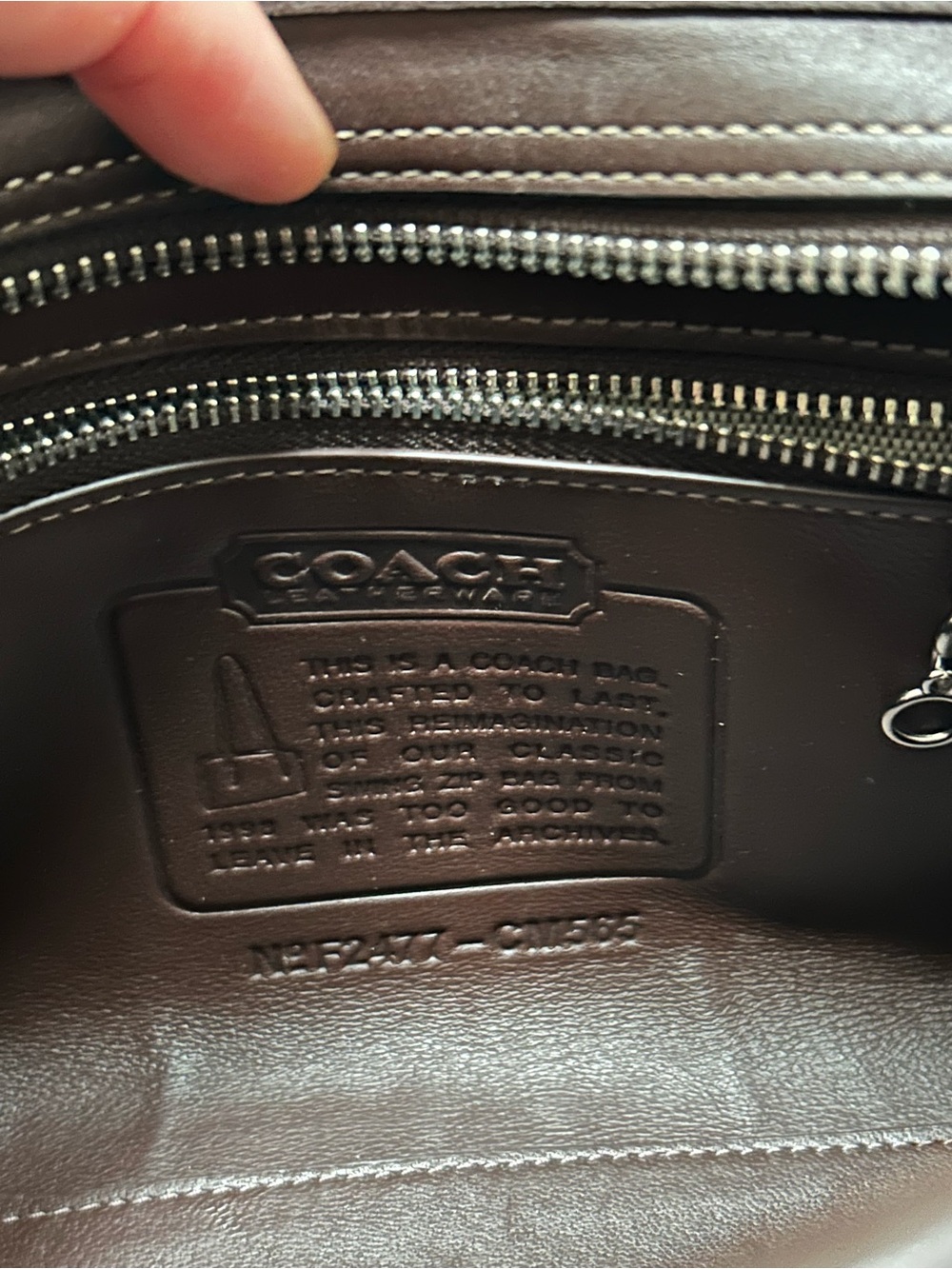 Coach Maple Swing Zip (re-edition) - Picture 9 of 10